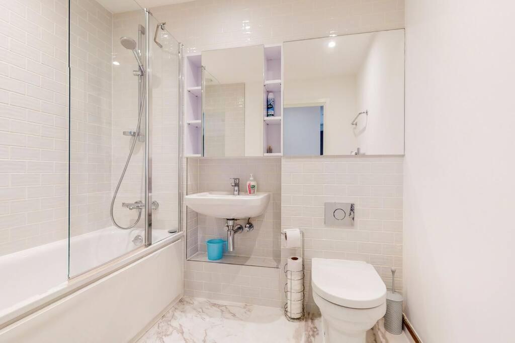 Lovely 1 Bedroom In Royal Arsenal Riverside Londen Buitenkant foto
